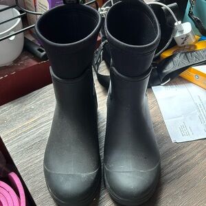 Ugg Rain Boots